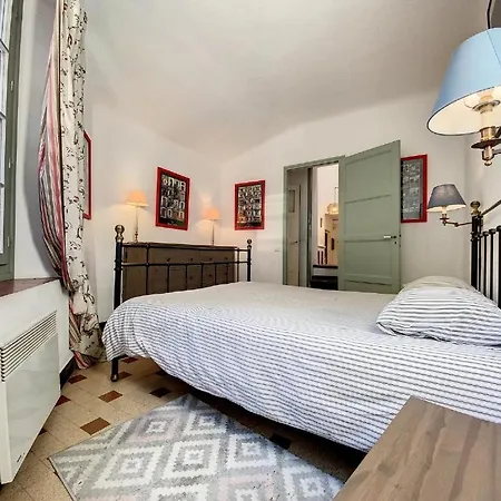 Maison De Charme Aux Abord De Saint-tropez Hébergement de vacances *